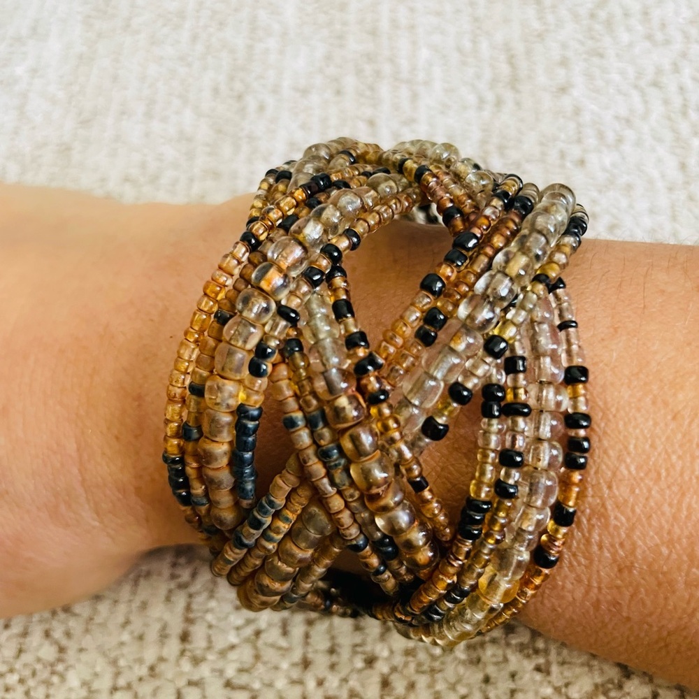 Vintage Beaded Beaded Bracelet in Brown and Black brown - Picture 4 of 8
